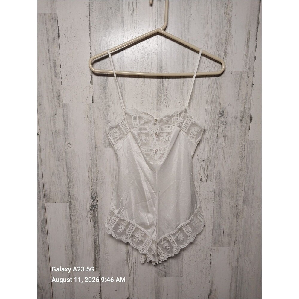 Formfit Vintage Off White Ivory Floral Lace Teddy Size 32 (8-10)